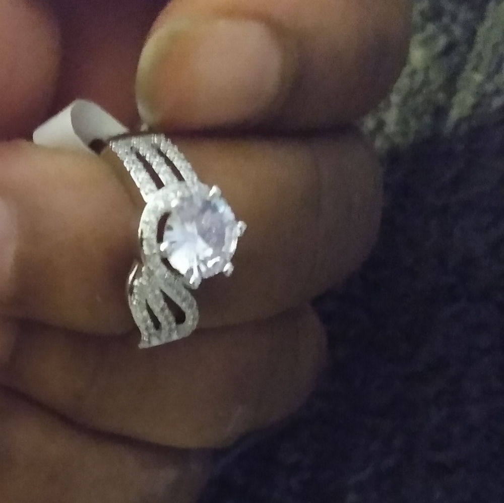 Rings - Picture 4 of 5